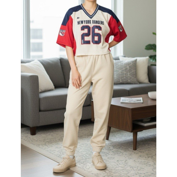 NWT Starter x New York Rangers Crop Top Jersey V-Neck Patch Embroidered Boxy M - Picture 8 of 9